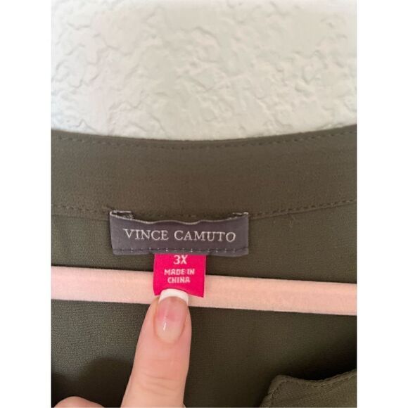 Vince Camuto Plus Size Long-Sleeve Split-Neck Dress NEW - Picture 8 of 9